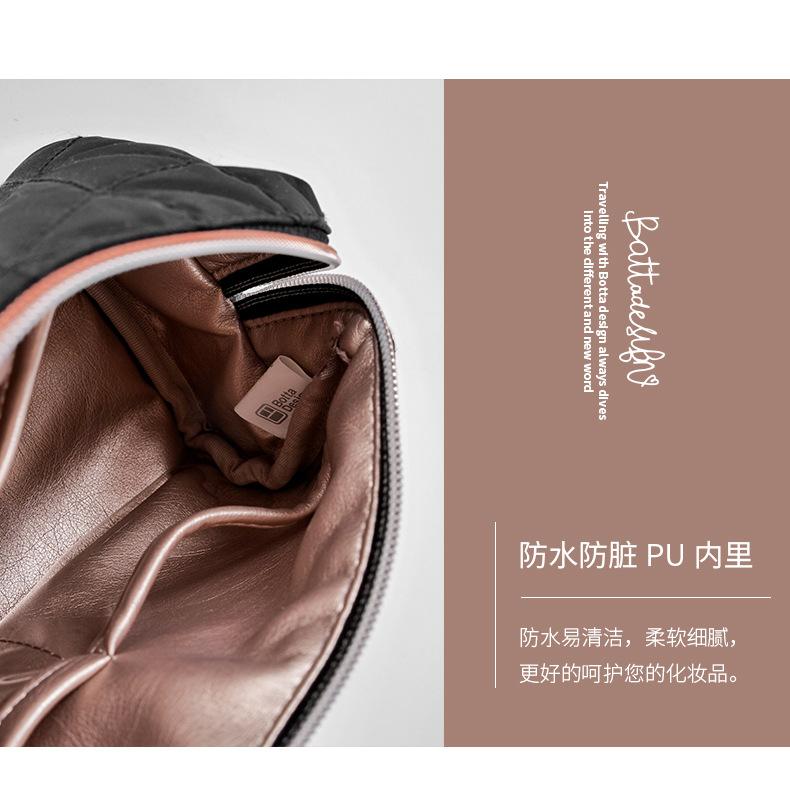 绗绣三角化妆包_07.jpg