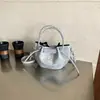 Bolsa Saco Casual de Grande Capacidade 2026 Outono/Inverno Novo Estilo Moderna de Ombro de Braço Versátil Retrô Bolsa de Ombro Único
