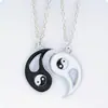 Collar con colgante de Yin y Yang en blanco y negro con costuras de Tai Chi y chismes de mejores amigos transfronterizos de Amazon