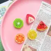 Frutas Simuladas Kiwi Sandía Fresa Rodajas Pegamento de Crema DIY Accesorios para el Cabello Llavero Flor para Zapatos Joyería de Resina