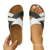 Sandalias de cuña con bloques de color transfronterizas para mujer, talla grande, nuevo estilo de verano 2025, sandalias de playa con tiras cruzadas de suela gruesa, al por mayor 43