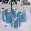 Decoración navideña arte en hierro caja de regalo luminosa juego de tres piezas adorno de exhibición arreglo de escena de árbol de Navidad