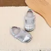 Zapatos de Malla para Niños 2026 Verano Punta Cerrada Sandalias de Malla Transpirables para Niños Velcro Separación de Puntera Zapatos de Pezuña de Cerdo