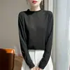Top de tricô fino com gola semi-alta para mulheres, peça íntima, novo top base estiloso Outono/Inverno 2026, camiseta base branca