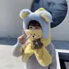 Novo Chapéu de Pelúcia Infantil Duas em Uma para o Inverno Cachecol Espesso com Forro de Fleece Capuz de Proteção para Ouvido de Bebê Tudo em Um Desenho Animado