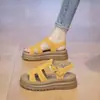 Sandálias Birkenstock de Solado Grosso para Mulheres, Novo Estilo Verão 2026, Super Populares, Adequadas para Usar com Saias, Sapatos Romanos Planos Confortáveis, Antiderrapantes