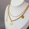 Collar con Colgante Redondo de Acero de Titanio Cara Sonriente Cadena Doble para Clavícula para Mujer, Cadena Gruesa Estilo Hip-Hop Streetwear Chica Genial Accesorio, Collar Personalizado de Moda