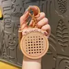 Encantador Capibala Capibara Bola de Acero Magnético Tablero de Dibujo Llavero Colgante para Mochila Escolar Llavero de Dibujos Animados Colgantes Regalos