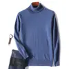 Suéter de punto de lana para hombre de otoño e invierno, cuello alto, suéter de lana casual de cuello semi-alto, suéter básico de cuello redondo para venta al por mayor