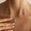 Collar de Oro para Mujer con Colgante de Perla Europeo y Americano Transfronterizo, Moderno y Versátil, Diseño Elegante y con Estilo, Cadena para Clavícula para Citas