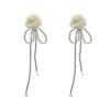 Hermosos pendientes blancos esmaltados para mujer, exagerados, florecientes, dulces y frescos, estilo Hong Kong, pendientes personalizados con cara redonda.