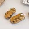 Sandálias Infantis para Menininhas, Novos Sapatos Estilo Birkenstock, Sapatos de Praia para Meninas, Sapatos de Princesa para Meninas, Verão 2026 Macios com Solado Retro