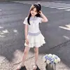 Conjunto de Camisa Polo para Niña 2026 con Falda, Elegante Conjunto de Dos Piezas con Parches Rayados de Manga Corta y Falda Dulce de Encaje Tipo Pastel