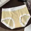 Calcinha de algodão listrada sem costura Classe A com urso fofo, algodão confortável, respirável, antibacteriana, fundo em algodão, cintura média para meninas