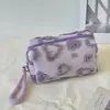 Bolsa de Cosméticos de Peluche con Forma de Corazón Linda Gran Capacidad Portátil Bolsa de Mano Estuche para Lápices de Estudiante Organizador de Maquillaje para Viajes Logo Personalizable Disponible