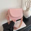 Bolsa Pequena Nova Retro 2026 Feminina de Ombro Único Transversal Popular deste Ano Mais Vendida E-commerce Transfronteiriço Estilo Coreano Bolsa de Selim