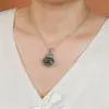 Yuebao Joyería Jade Hetian Plata de Ley S925 Sodalita Bolsa de la Fortuna Moneda de Cobre Colgante Nuevo Estilo Chino Colgante de Huevo Fábrica