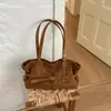 Bolso Cruzado Ruien para Viajeros Bolso de Hombro Único para Mujer 2026 Otoño Nueva Llegada Gran Capacidad Bolso de Mano de Nicho de Moda Elegante Bolso de Hombro