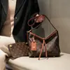 Bolsa de alta qualidade feminina 2026 nova temperamento versátil para o dia a dia grande capacidade estampa de moda retrô bolsa de ombro transversal