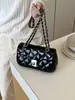 Bolsa Pequena Quadrada Acolchoada com Corrente Estilo Chanel de Alto Padrão Nova 2026 para Mulheres, Bolsa de Ombro e Transversal Versátil e na Moda