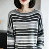 Suéter de punto con cuello redondo y raya de contraste para mujer, estilo perezoso, suéter holgado, suave y pegajoso, manga larga, top versátil de capa base para otoño e invierno