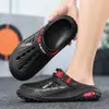 Clogs Antiderrapantes Masculinos de Verão para Uso Externo, Design Fechado na Ponta, Sola Macia, Confortáveis, Tamanho Grande, Clogs para Venda Transfronteiriça