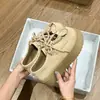 Zapatos de Mujer Versátiles Estilo Retro con Suela Gruesa Nueva Moda Primavera y Verano 2025 Versátiles Cómodos Zapatos Birkenstock con Cuentas para Mujer