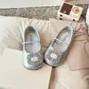 Elegantes zapatillas de ballet estilo francés con punta cuadrada para mujer, nuevo modelo primavera/verano 2026, sin cordones con pedrería para combinar con faldas, zapatos de vestir de suela blanda