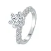 Anillo de Plata S925 Chapado en Platino con Moissanita de Brillo Deslumbrante, Venta Caliente Transfronteriza Europea y Americana, Joyería al por Mayor Directo de Fábrica