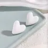 Pendientes de Celebridad de Internet Europeos y Americanos Moda Ins Diseño Simple Corazón de Melocotón Forma de Corazón Pendientes Retro Elegantes Versátiles para Mujer