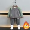 6470 Conjunto Grueso de Invierno con Forro Polar para Niños 2026 Nuevo Elegante Set de Moda Callejera de Otoño e Invierno para Niños