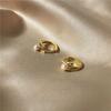 [Baño de Oro Real] Pendientes de perla de círculo simple de Corea del Sur, pendientes con hebilla de oreja de diseño de arco de temperamento, nicho, alta gama