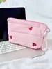 Bolsa de maquillaje estilo Ins, bolso de mano portátil de gran capacidad, organizador de cosméticos de viaje en forma de corazón