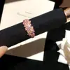 Anel Roxo Vibrante "Lavanda" Totalmente Cravejado, Anel Vintage Estilo Old Money para Dedo Indicador Aberto, Joia de Design Exclusivo para Mulheres