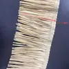 Venta directa de fábrica en stock material de encaje con borlas de paja de PP de 8 cm, fleco de rafia sintética para decoración de muñecas