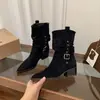 2026 Nuevo Estilo Boca Baja Color Sólido con Falda Botas Versátiles para Mujer Diseño de Nicho Estilo Coreano Fresco Botas Martin