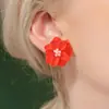 Nuevos pendientes de flor exagerados simples versátiles de Corea del Sur, pendientes de flor blanca perlados tridimensionales de temperamento fresco