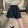 Shorts femininos em couro PU, novo estilo outono e inverno 2025, plus size, soltos, perna larga, modeladores, cintura alta, modernos, adequados para usar por cima, com leggings, calças boot