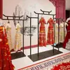 Estante Sencillo Estante para Vestidos de Novia Venta Directa Antigua Han Dinastía Nuevo Estante de Exhibición de Ropa China Estante de Exhibición Xiuhe Pórtico