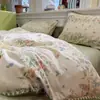 Conjunto de Quatro Peças de Algodão Gaze Fresco Multicamadas Estilo Ins, Conjunto de Três Peças de Capa de Edredom de Gaze Enrugada com Ponto Triangular Borda de Concha Classe A
