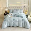 Suave juego de ropa de cama de lujo con estampado floral rosa, tela cepillada de doble cara engrosada, fresco y dulce, adecuado para todas las estaciones en el dormitorio