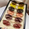 Óculos de Sol Masculino Novo Europeu e Americano Personalidade Oval Metal Óculos de Sol Feminino Celebridade da Internet Senso de Alta Qualidade Armação Grande Armação de Óculos com Letras