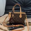 Bolso Retro de Alta Gama para Mujer 2025 Nuevo Diseño de Nicho Versátil Bolso de Hombro Axila con Estampado de Cesta de Verduras