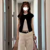 Camiseta Manga Curta Color Block Estilo Coreano Falsa Duas Peças para Mulheres, Verão 2026 Novo Puro Desejo Versátil Emagrecedor Bodycon Cropped
