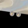 Nuevos Pendientes Ovalados de Alta Transparencia Estilo Chino para Mujer, Pendientes de Imitación de Calcedonia Blanca Vintage de Lujo Ligero, Nuevo Modelo 2026