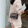 Bolsa Pequena Estilo Coreano Feminina 2024 Novo Estilo Versátil Corrente Bolsa Quadrada Pequena Moda Outono Casual Ombro Transversal