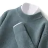 Suéter grueso de lana de cuello medio para hombre, nuevo suéter pullover holgado de otoño e invierno, camisa base de punto de cachemira casual de negocios