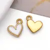 Colgante de acero inoxidable esmaltado colorido en forma de corazón color melocotón de 9x9 mm, ideal para manualidades, con cadena para teléfono o collar. Accesorios de joyería.