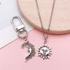 Accesorios de joyería de aleación vintage con diseño de sol, luna y estrella, para hacer tú mismo, collar y pulsera, colgante de plata oculto, pequeño colgante con borde cruzado.