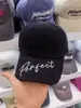 Gorra de Béisbol Azul Desgastada Estilo Retro Americano Nueva Llegada Primavera para Mujer Versátil Ampliada Profundizada Bordado de Letras Agujero Gorra de Pato